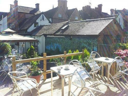 The Bear Inn 브리지노스 외부 사진